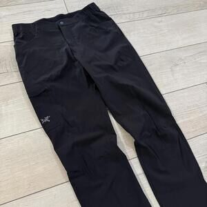 Arc’teryx Alroy Pant Womens Size 4 Black Softshell Outdoor Hiking Lightweight
